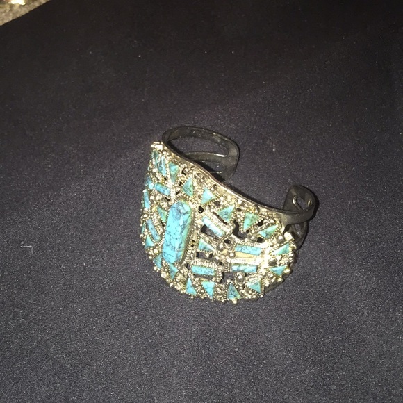 Turquoise silver bangle - Picture 5 of 7
